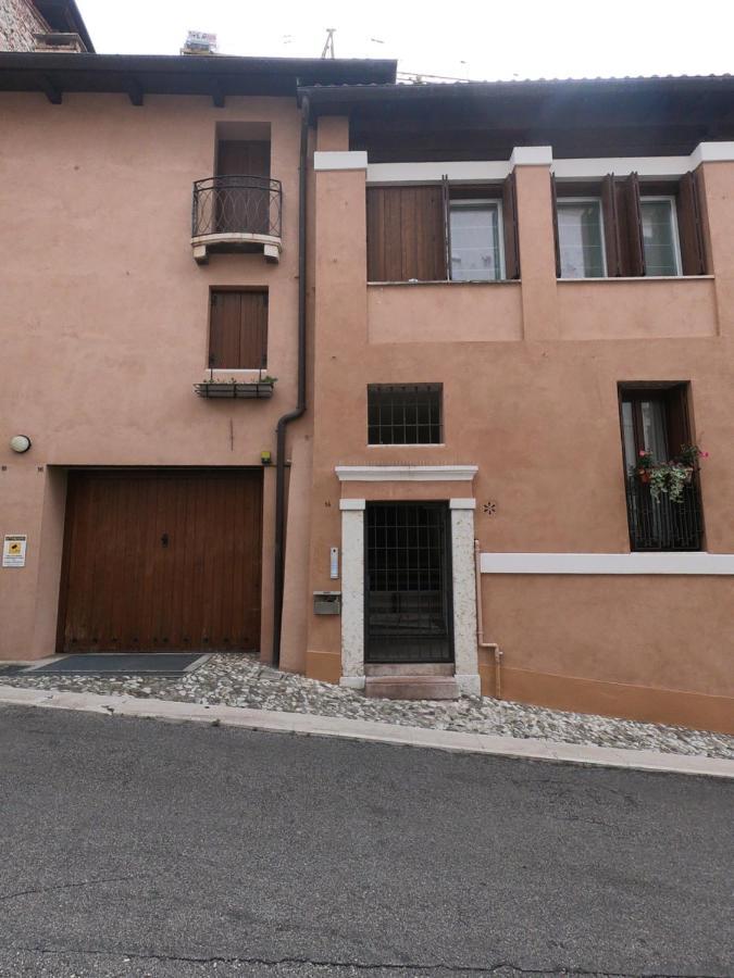 Appartement Al Vecchio Porto à Bassano del Grappa Extérieur photo